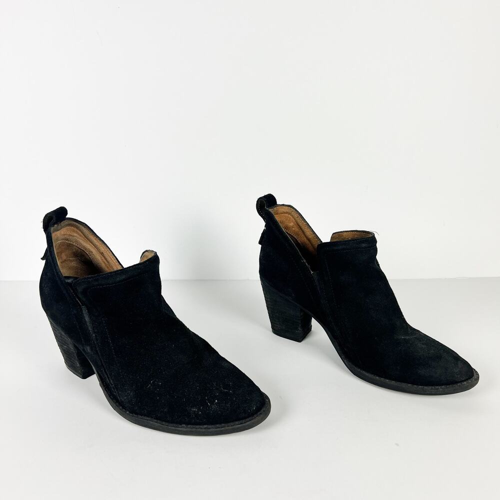 Jeffrey Campbell black leather 2 inch heeled bootie Size 8.5